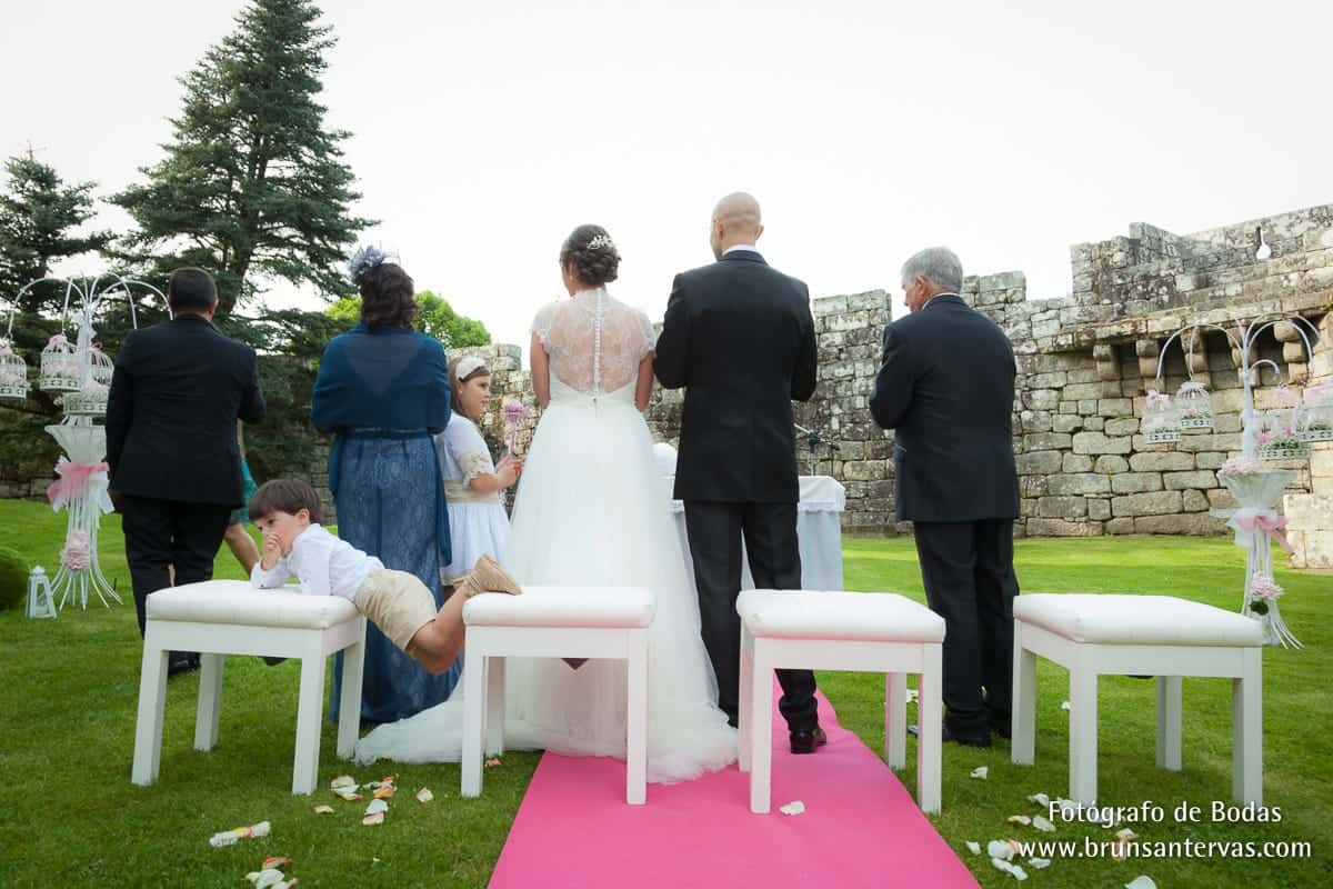Ceremonia en el patio de armas del Castillo de Soutomaior
