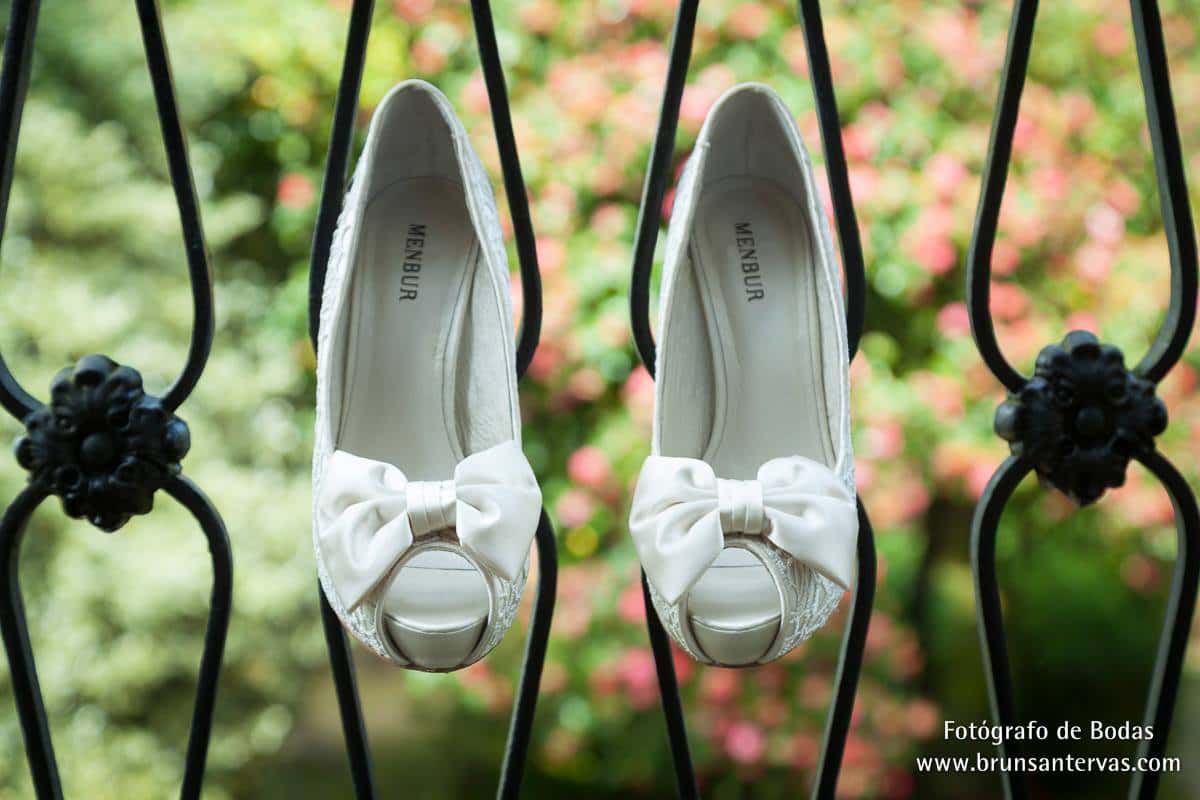 Complementos de boda para una novia.