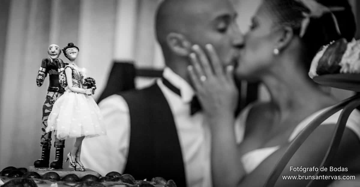 Figura de novios un tanto especial