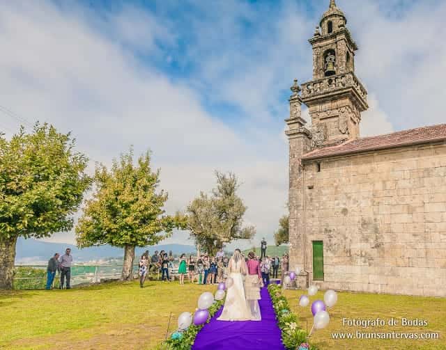 Llegada de la novia a la ceremonia