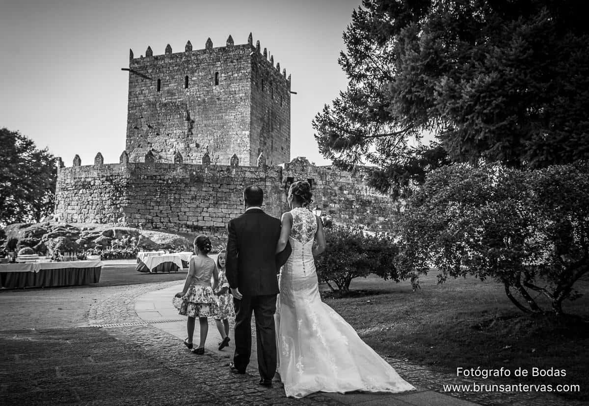 Llegada de la novia al Castillo de Soutomaior.