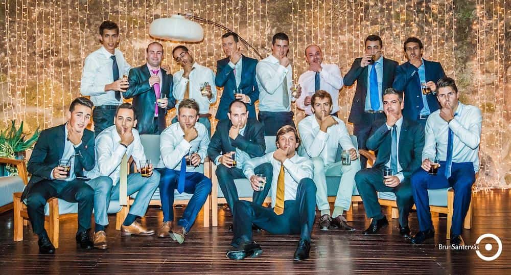 Posado chicos martini.