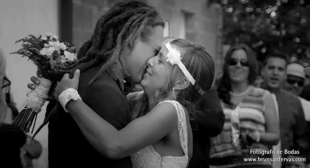 Un beso, un abrazo, una caricia... un gesto de amor!