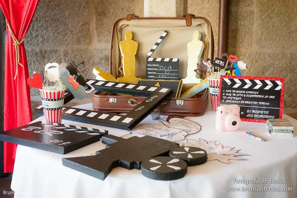 boda-en-casona-da-torre-tematica-cine-brunsantervas-fotografo-boda-galicia-decoracion