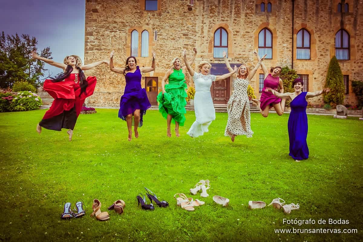 novia-amigas-boda-brunsantervas-fotografo-bodas