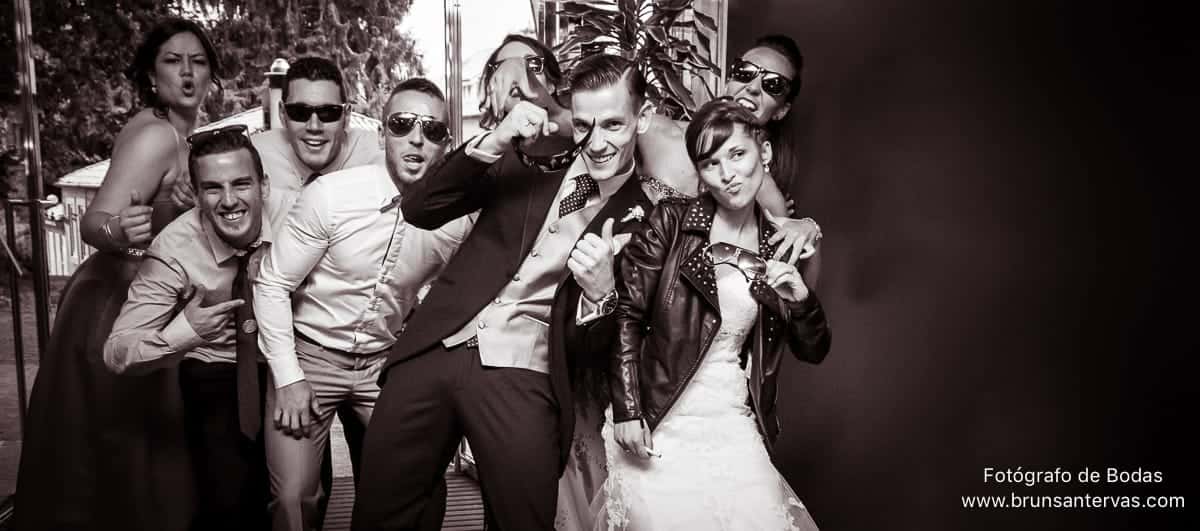 novios-entrada-baile-brunsantervas-fotografo-bodas-galicia
