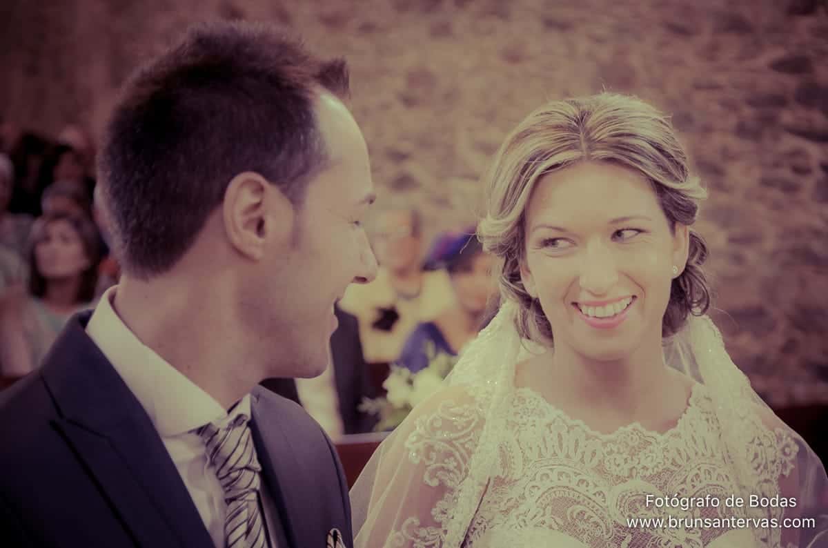 novios mirada complice boda brunsantervas