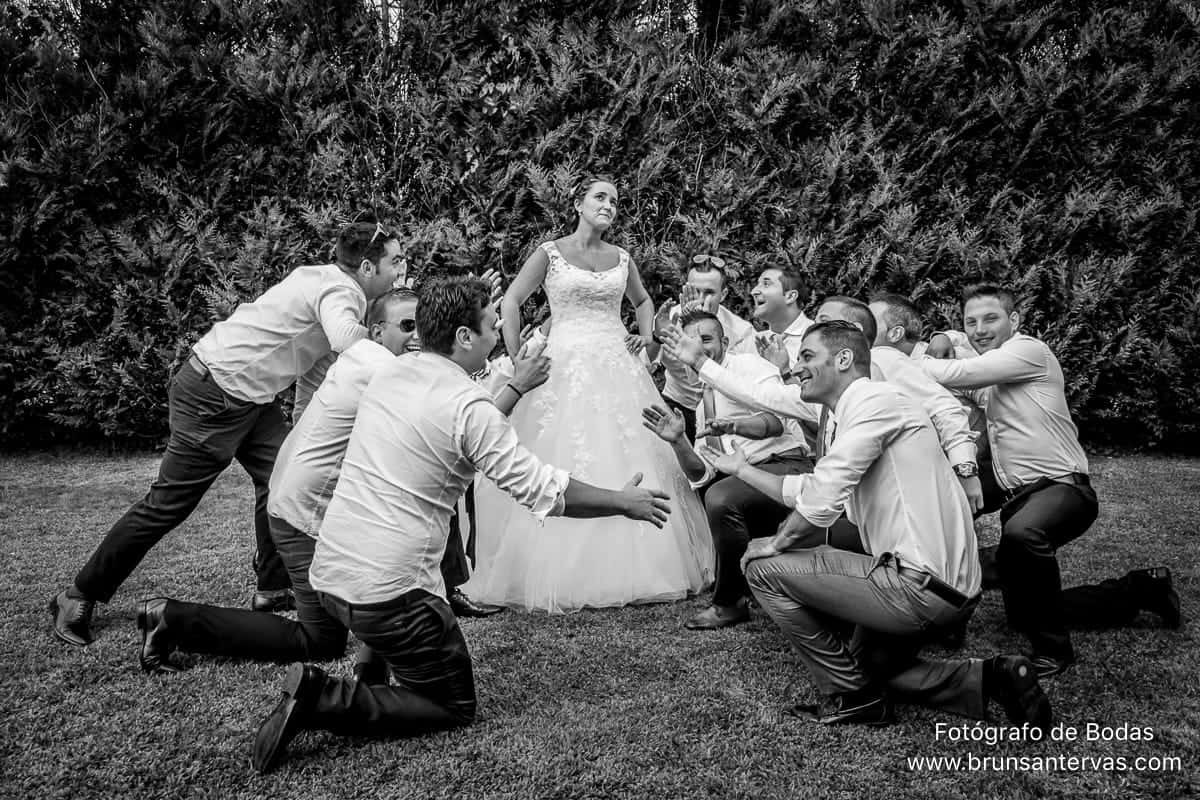posado diferente novia en su boda brunsantervas