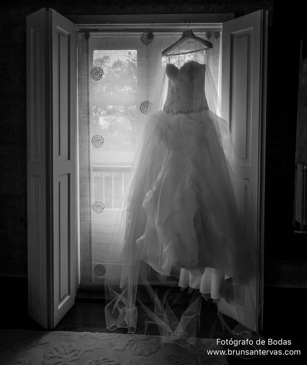 vestido-novia-boda-brunsantervas-fotografo-bodas-galicia